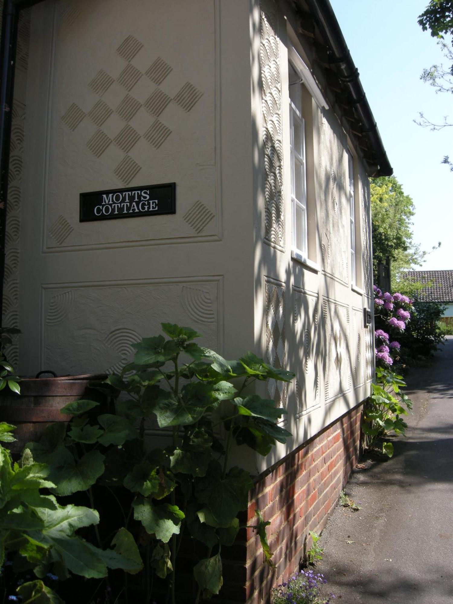 Motts Bed & Breakfast Грейт Дънмоу Екстериор снимка